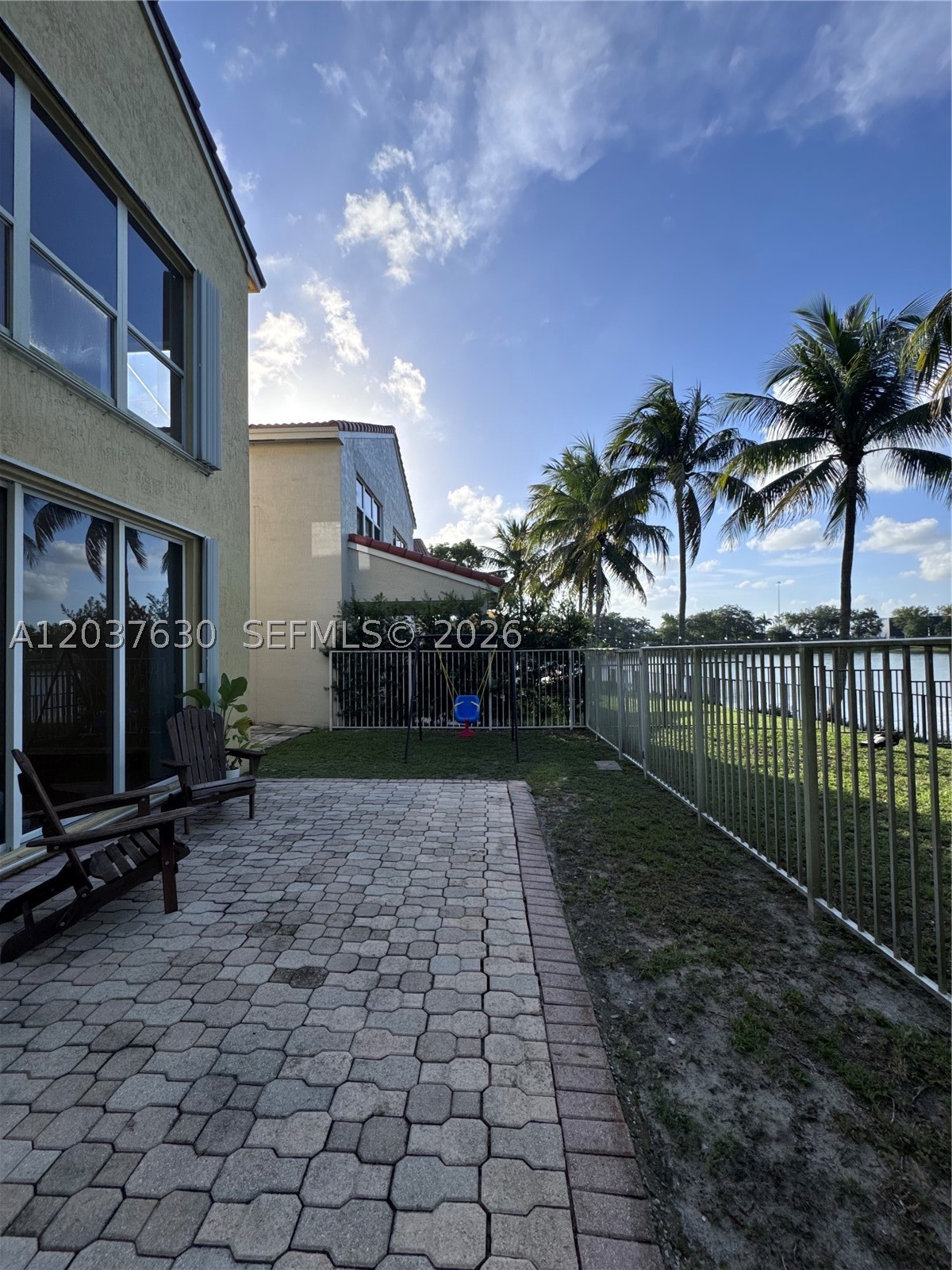 REGENCY - Residential Lease