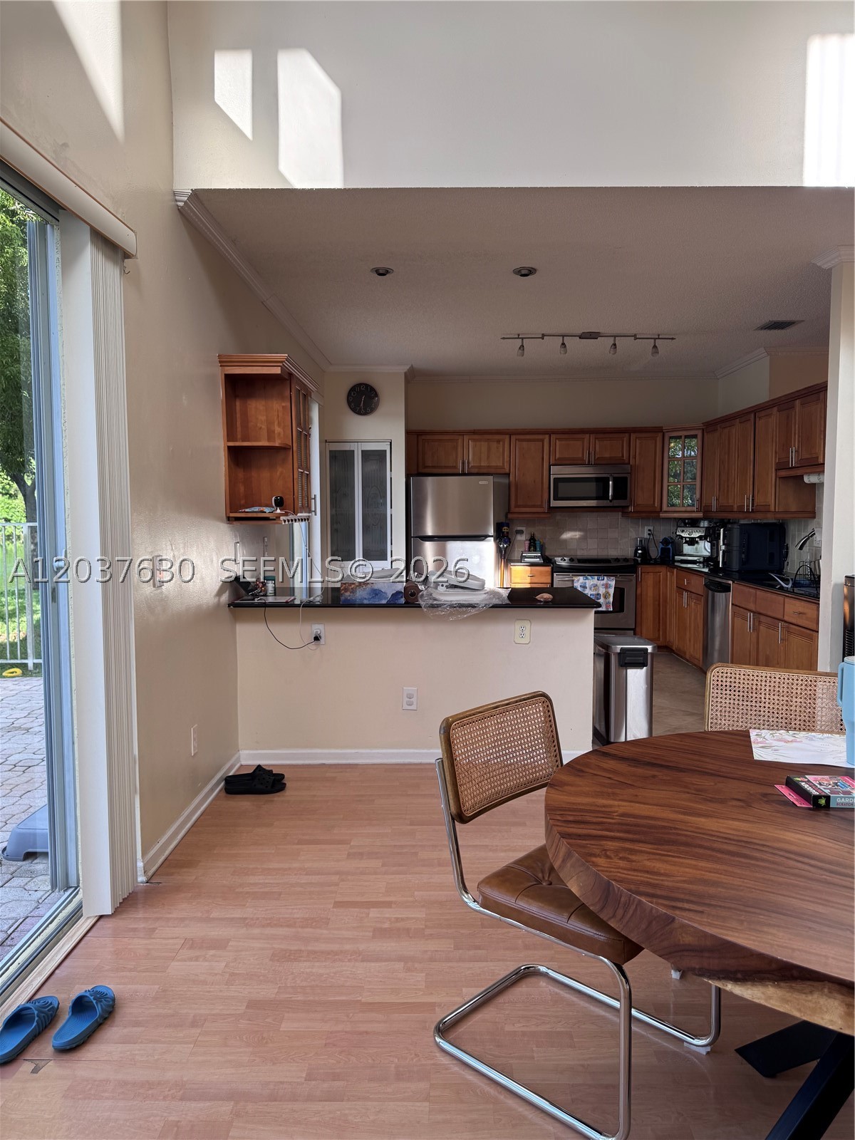 REGENCY - Residential Lease