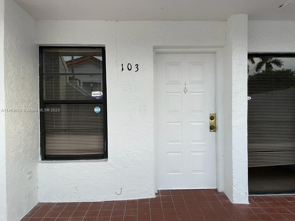 Point Lake Condo I - Residential Lease