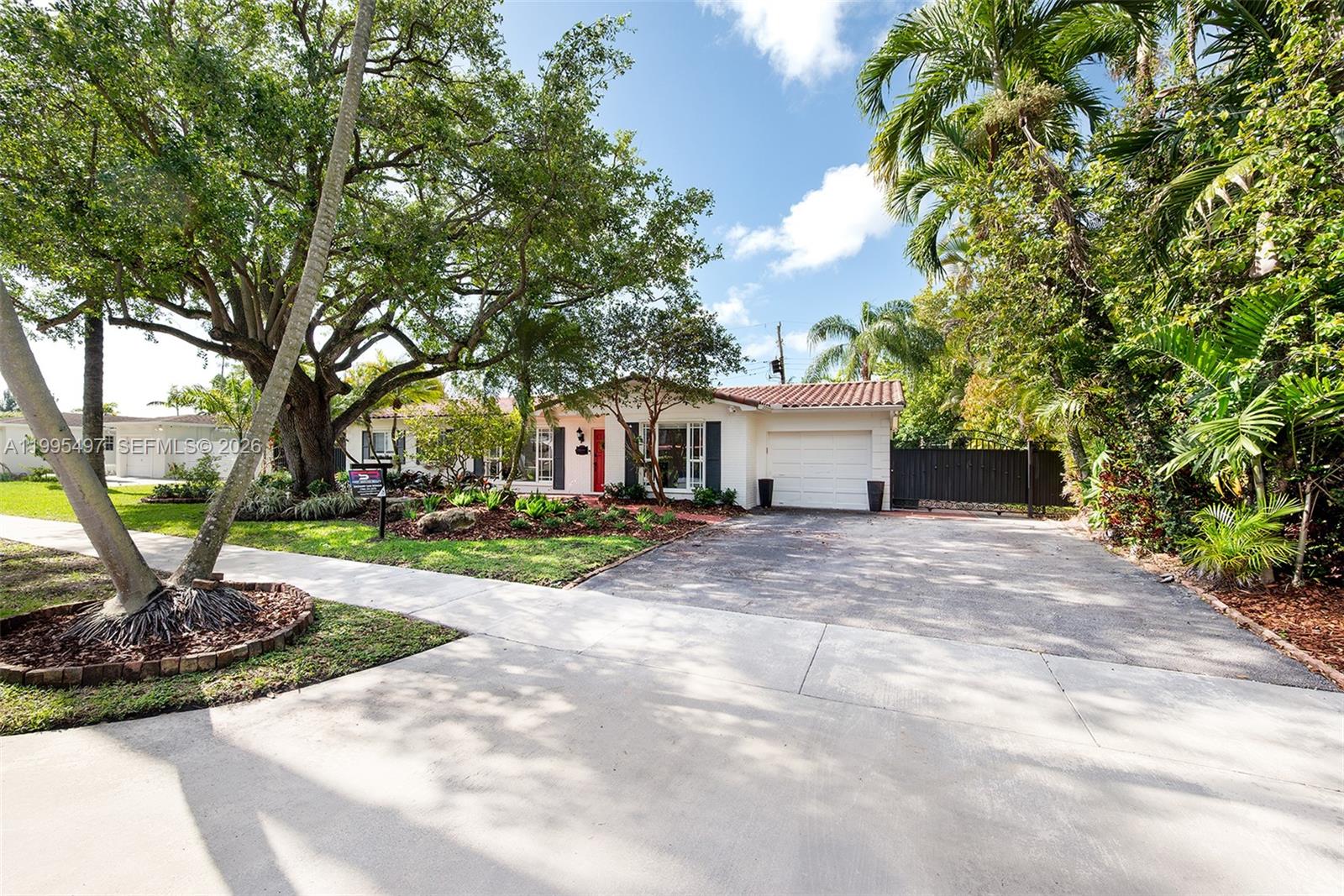 CYPRESS COVE ESTATES SEC - Residential