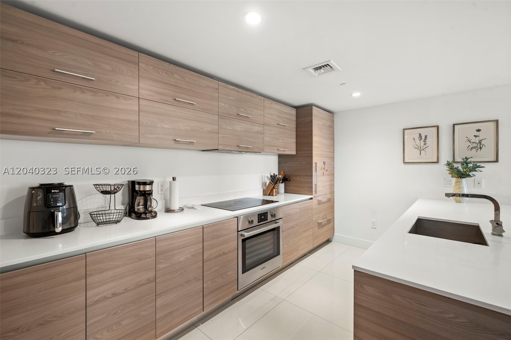 1300 S MIAMI AVENUE CONDO - Residential