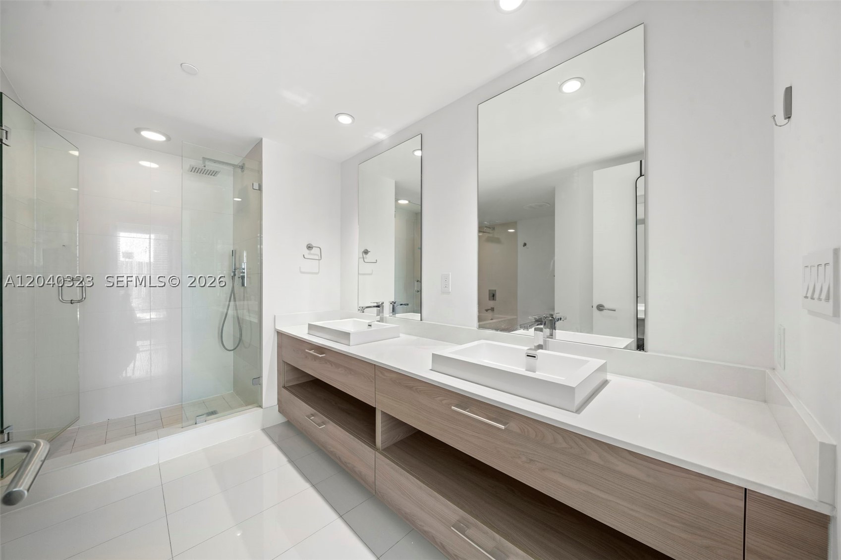 1300 S MIAMI AVENUE CONDO - Residential
