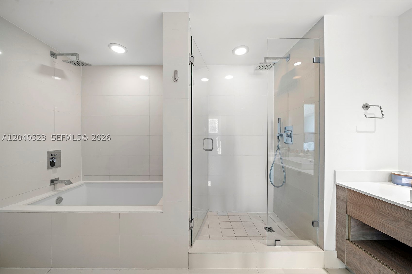 1300 S MIAMI AVENUE CONDO - Residential