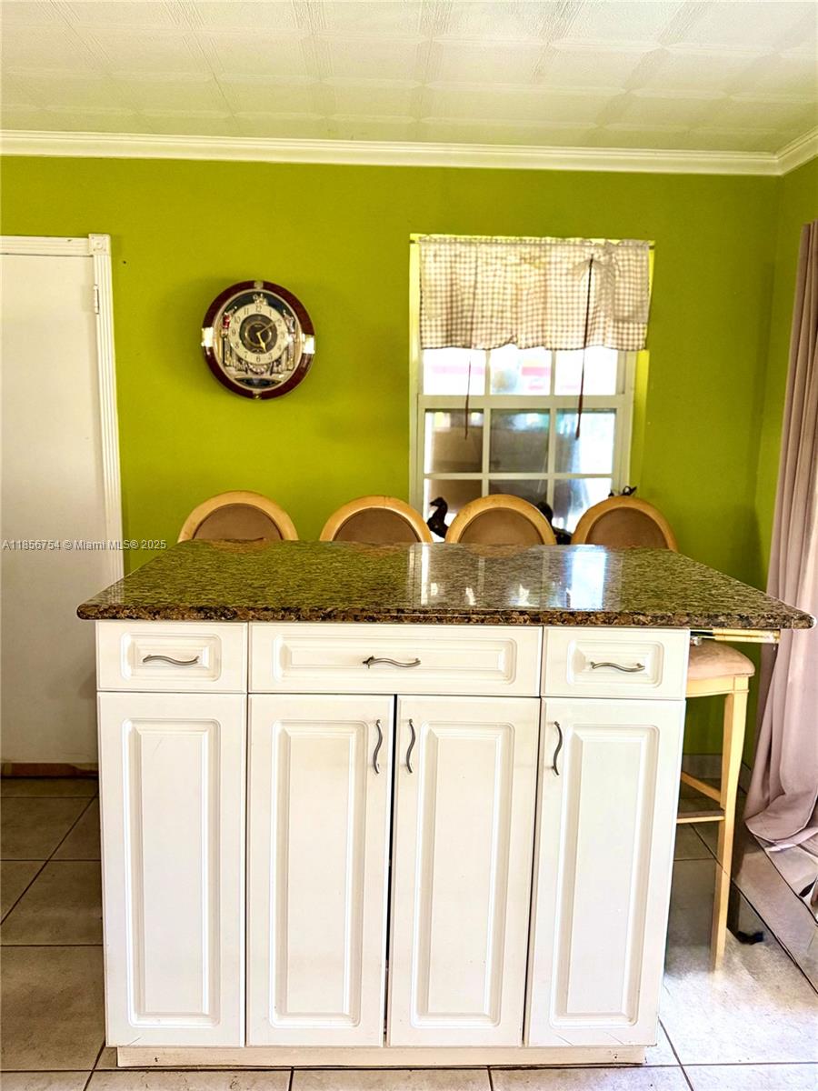 1ST ADDN TO PANULETA GARD - Residential