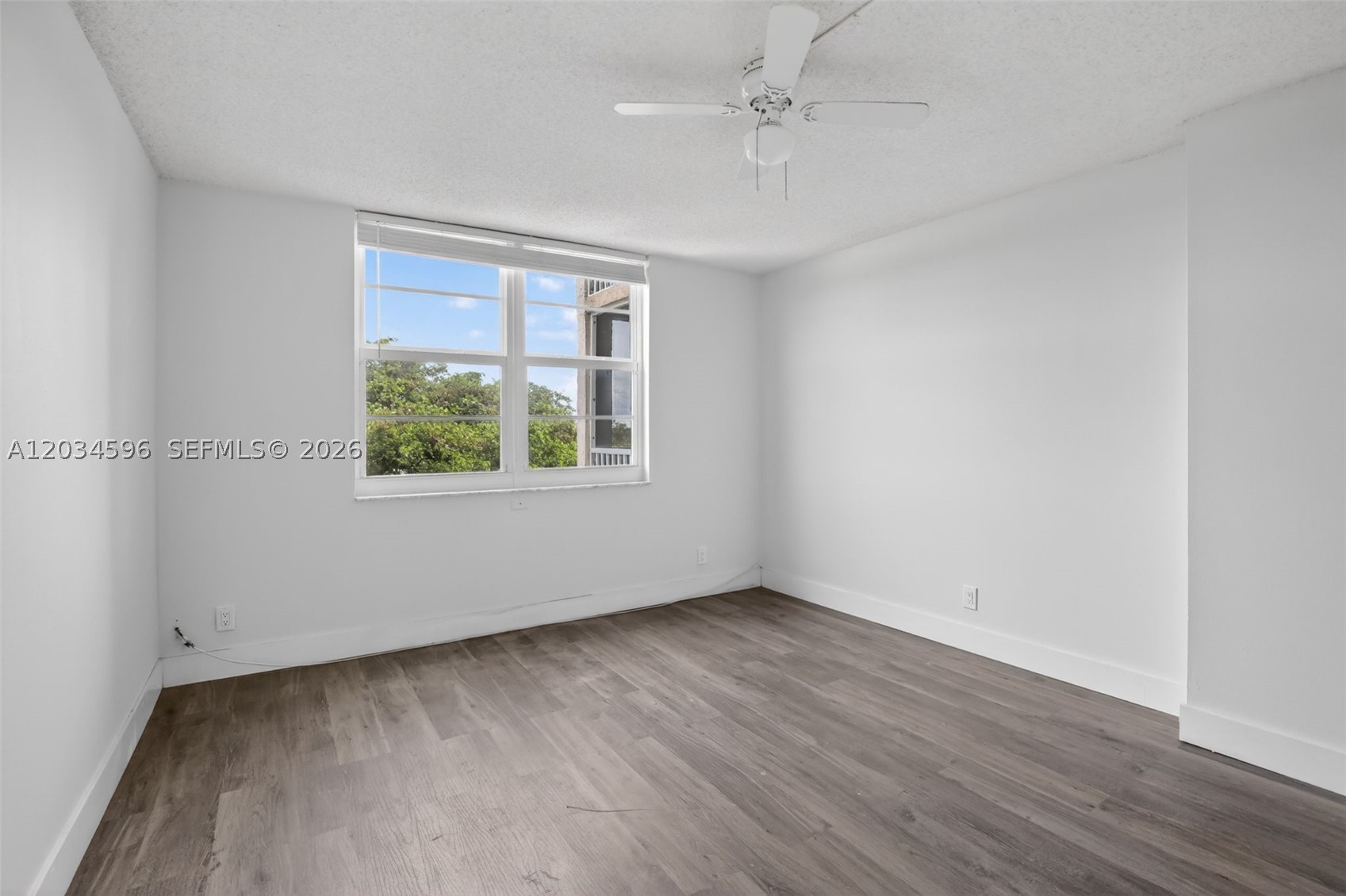 CORONADO AT JACARANDA PHA - Residential