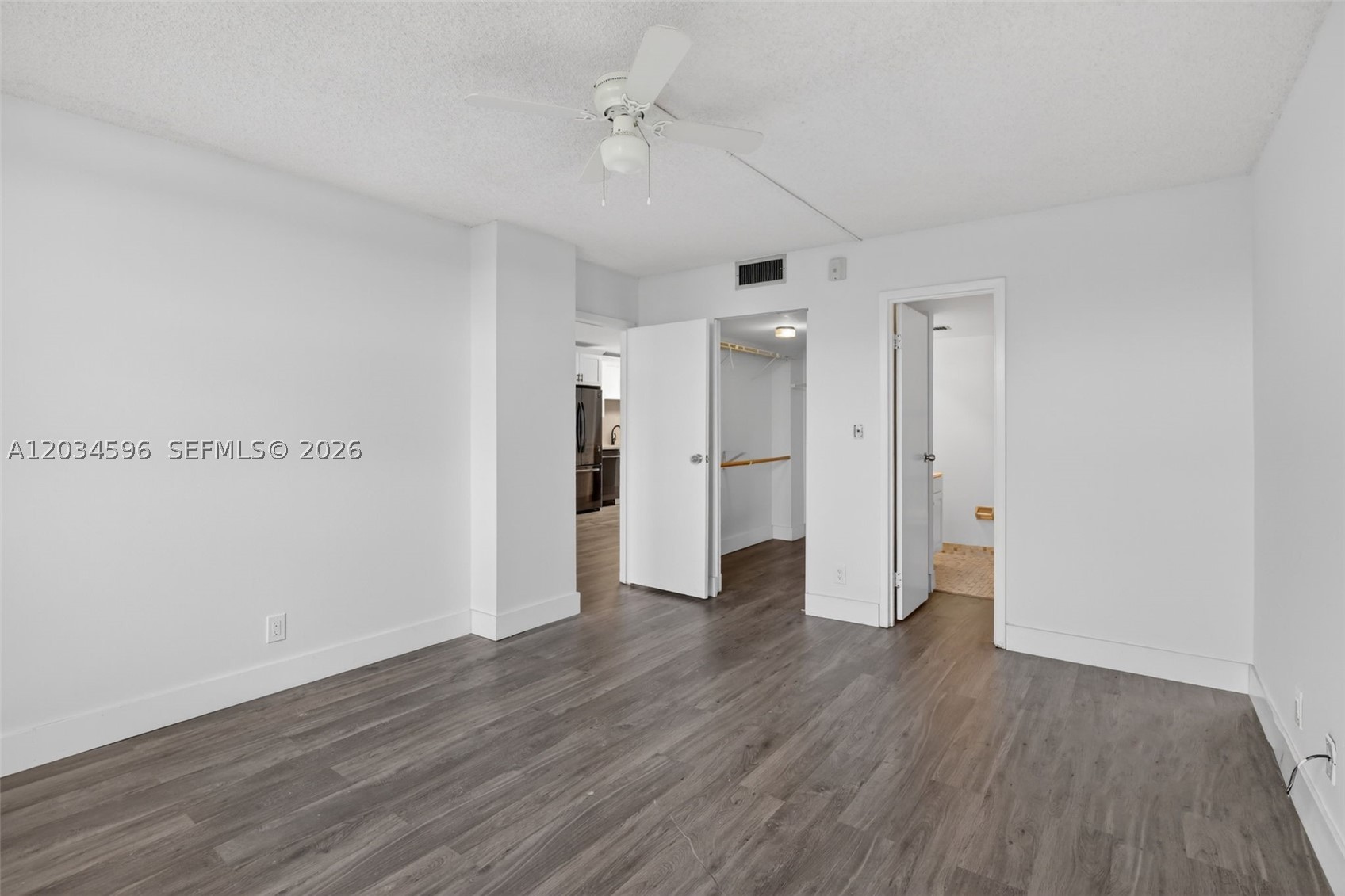 CORONADO AT JACARANDA PHA - Residential