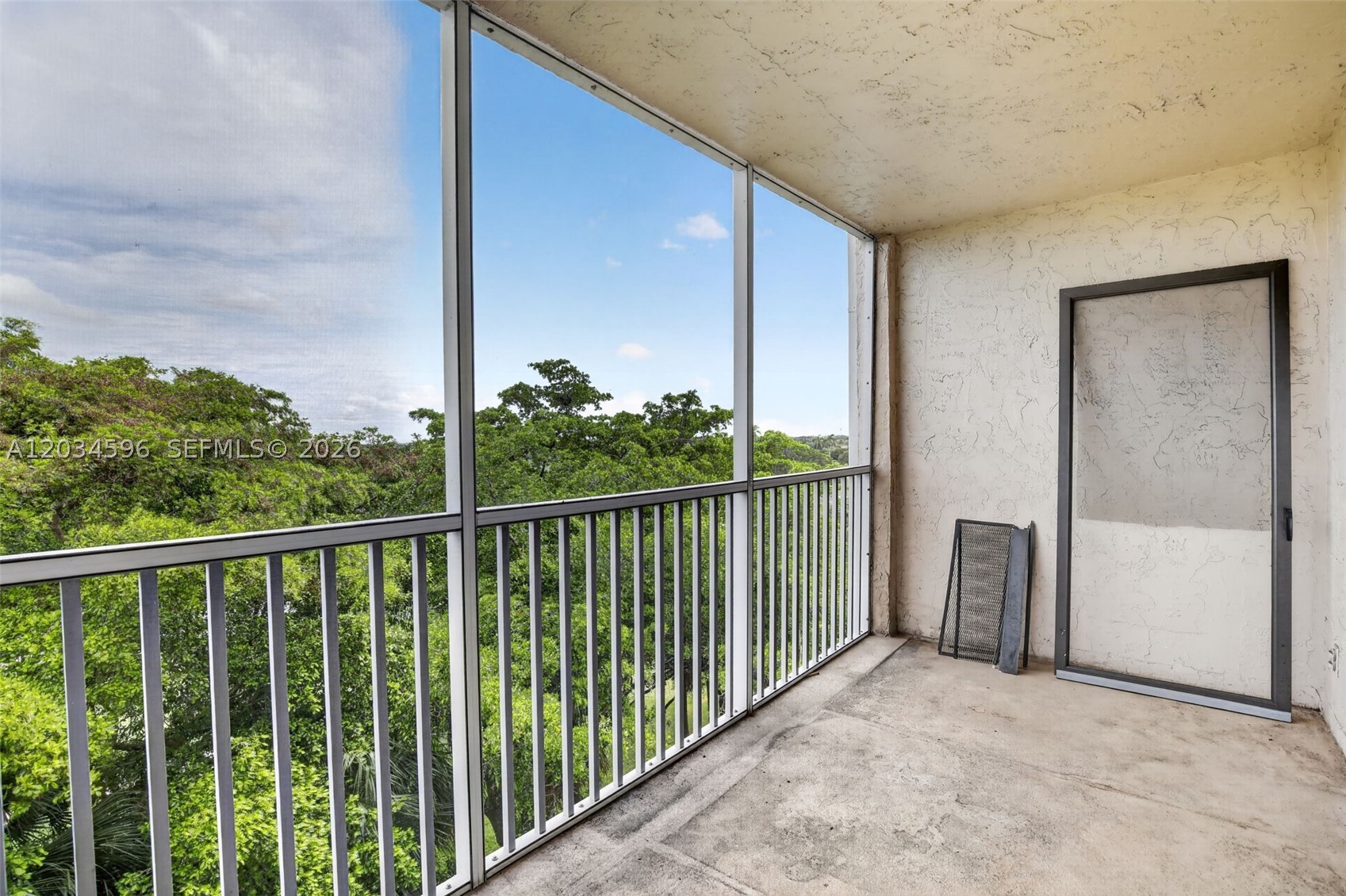 CORONADO AT JACARANDA PHA - Residential