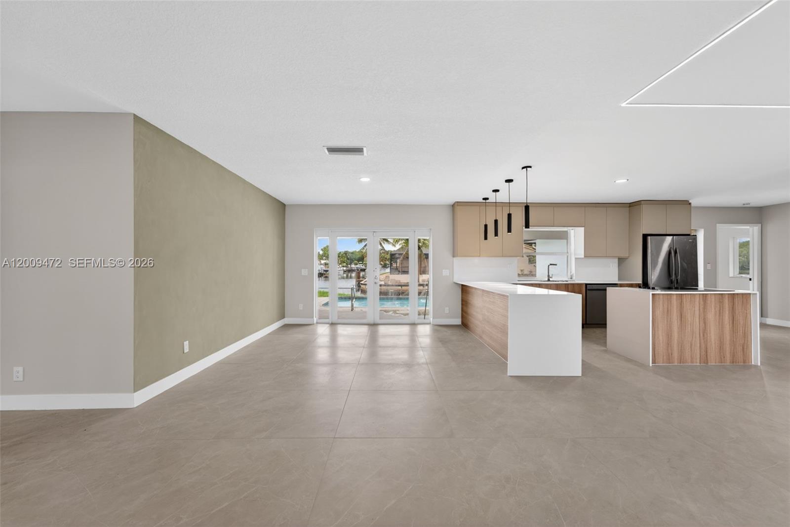 PLANTATION ISLES SEC 3 - Residential