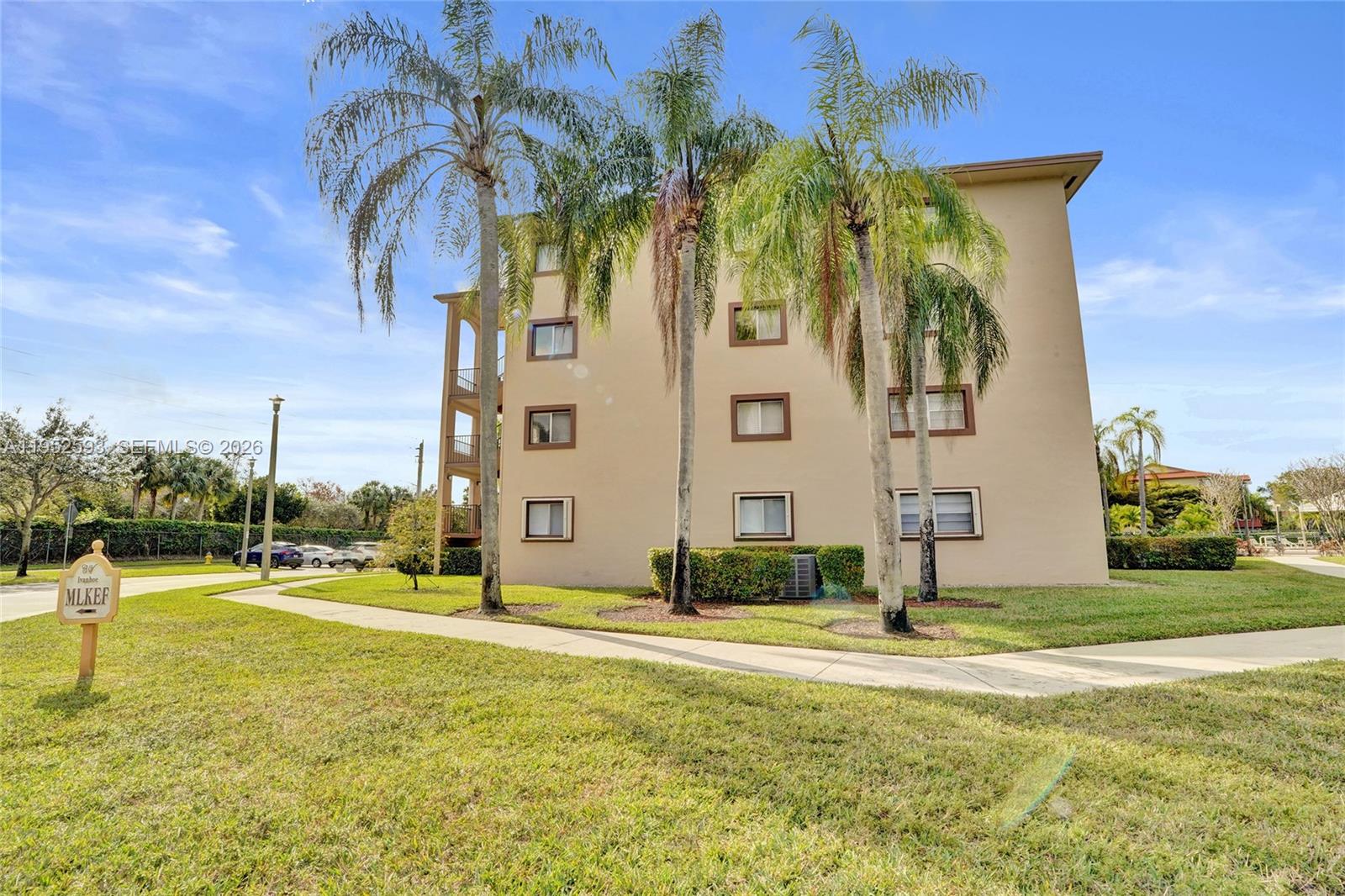IVANHOE EAST AT CENTURY V - Residential