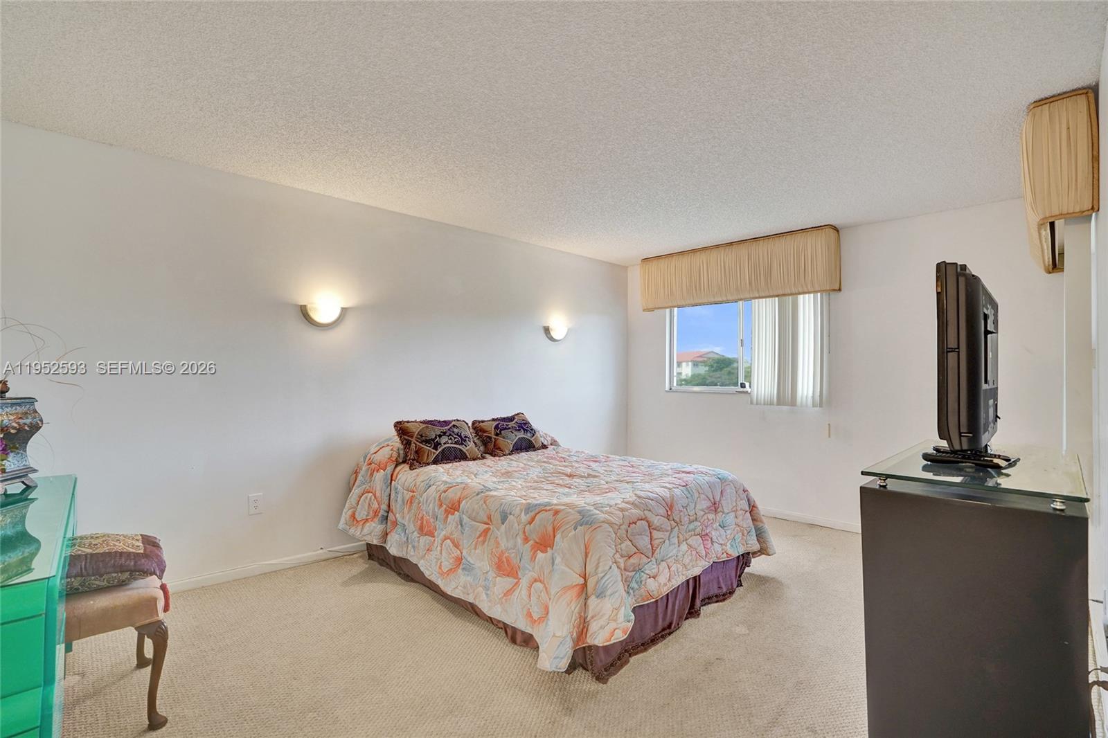 IVANHOE EAST AT CENTURY V - Residential