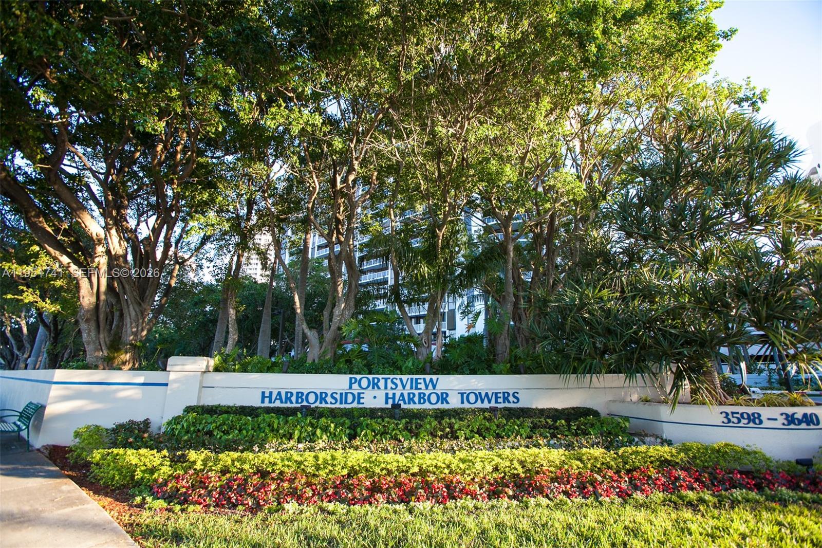 HARBORSIDE AT THE WATERWA - Residential
