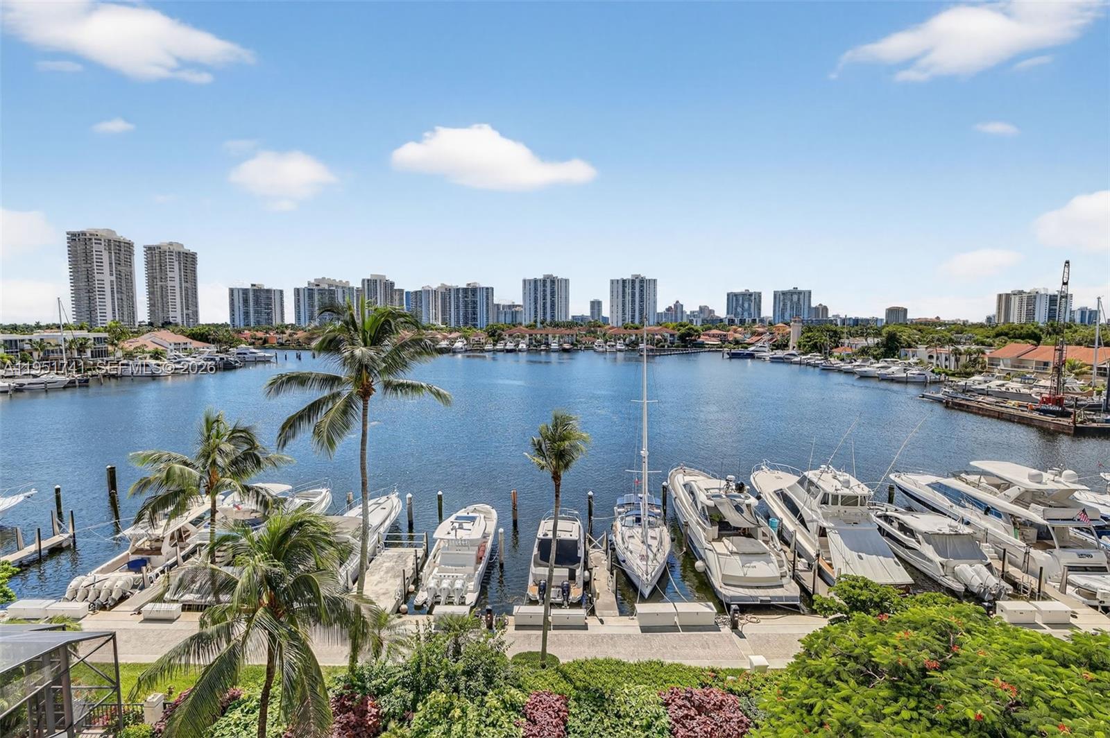 HARBORSIDE AT THE WATERWA - Residential