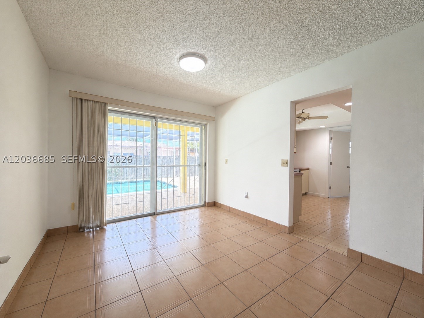 SUNRISE GOLF VILLAGE SEC - Residential Lease