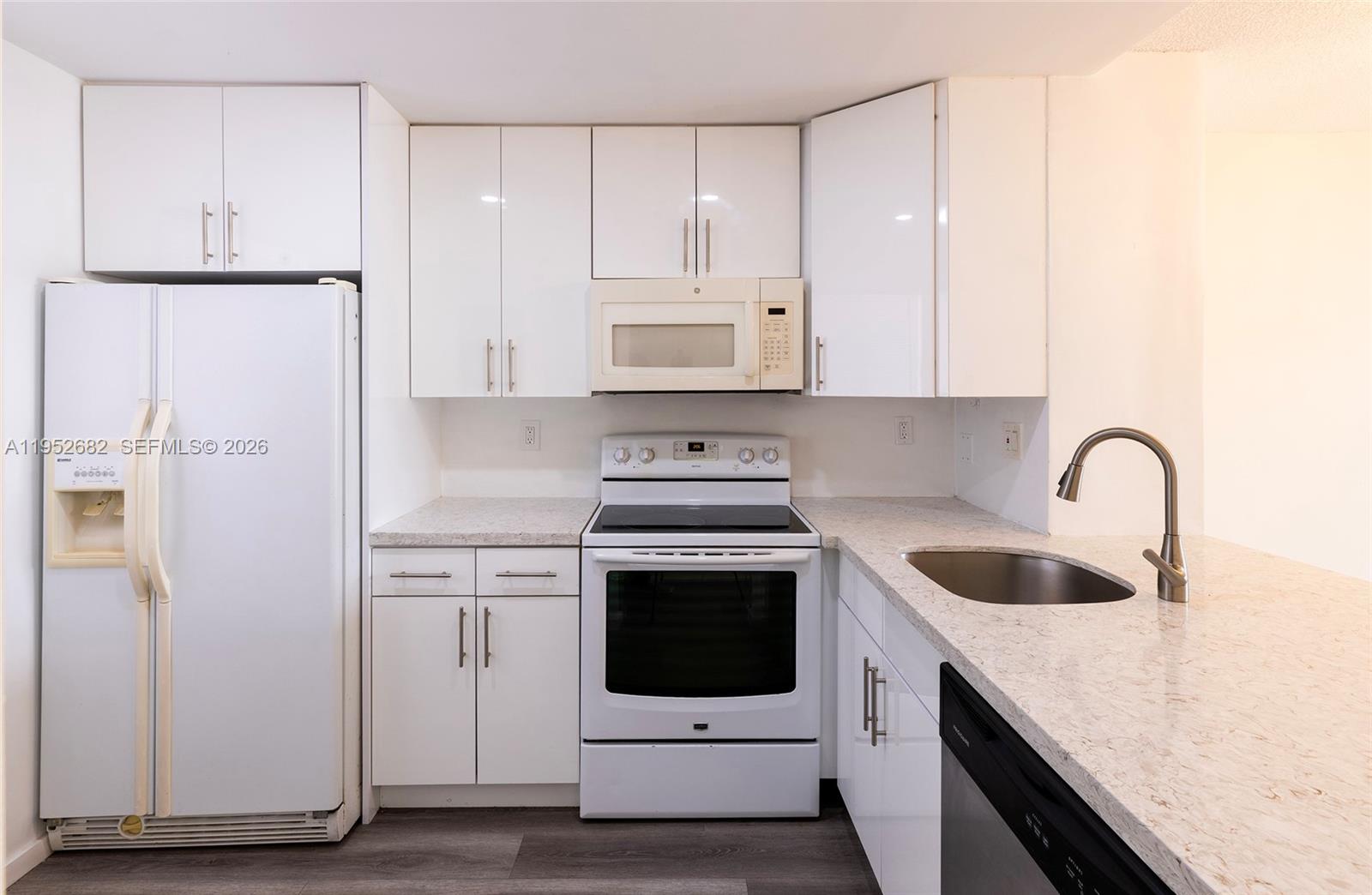 POINT SOUTH CONDO - Residential
