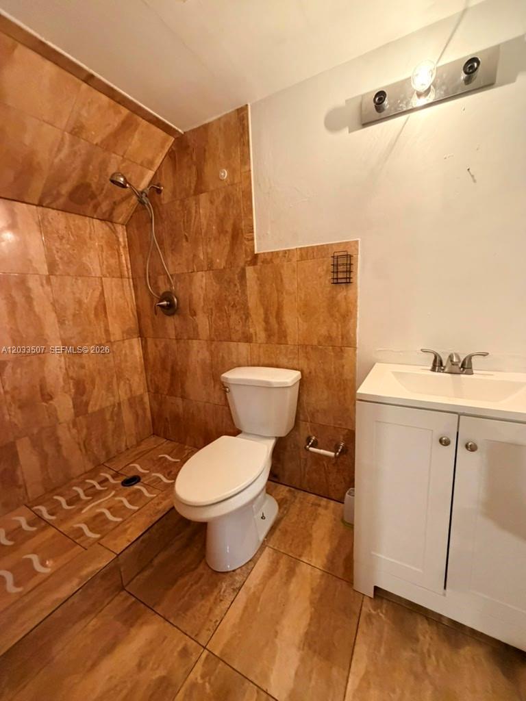 THE ARBOUR TOWNHOUSE NO 2 - Residential