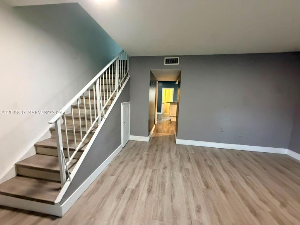THE ARBOUR TOWNHOUSE NO 2 - Residential