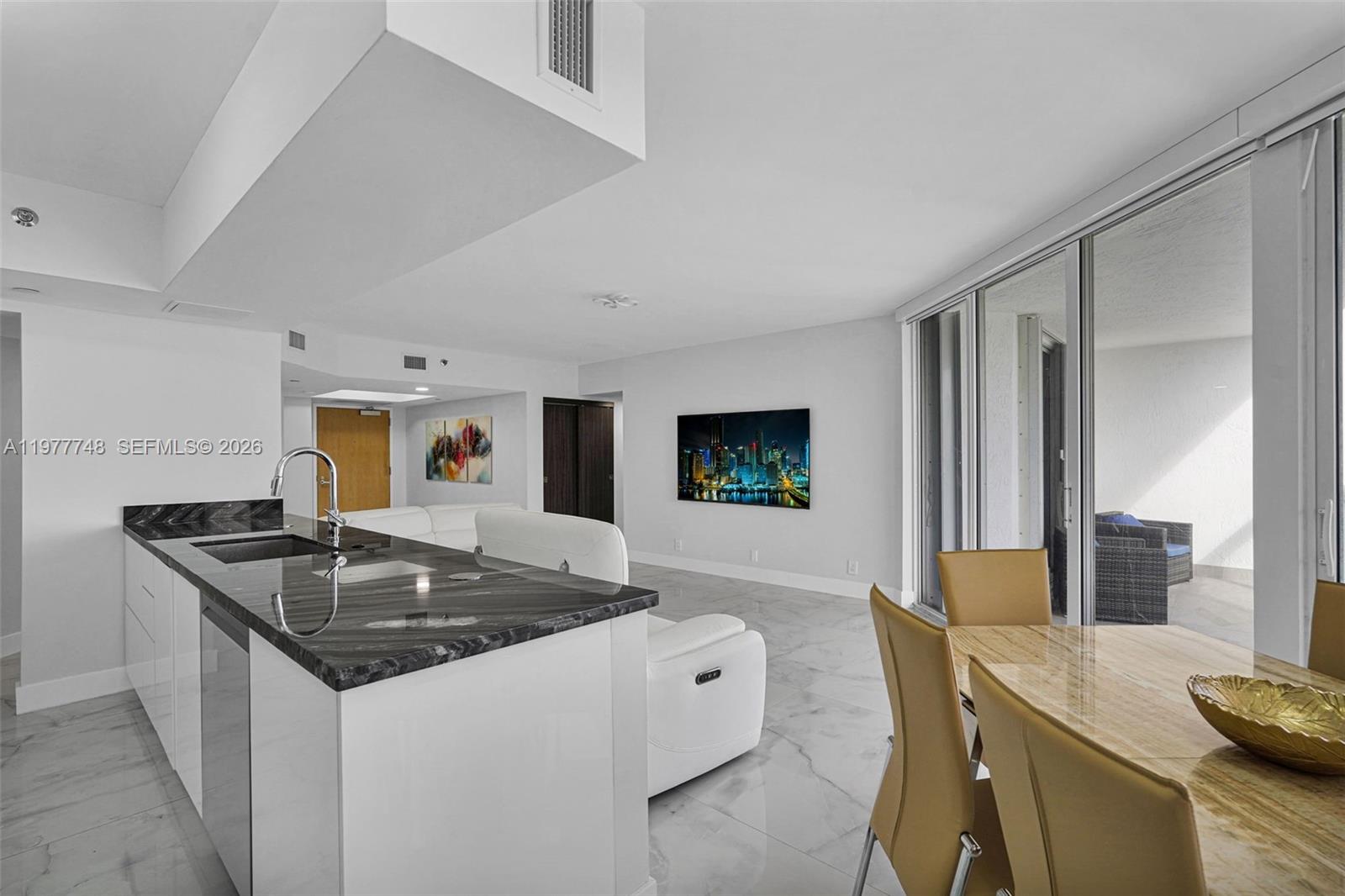 OCEANIA III CONDO - Residential