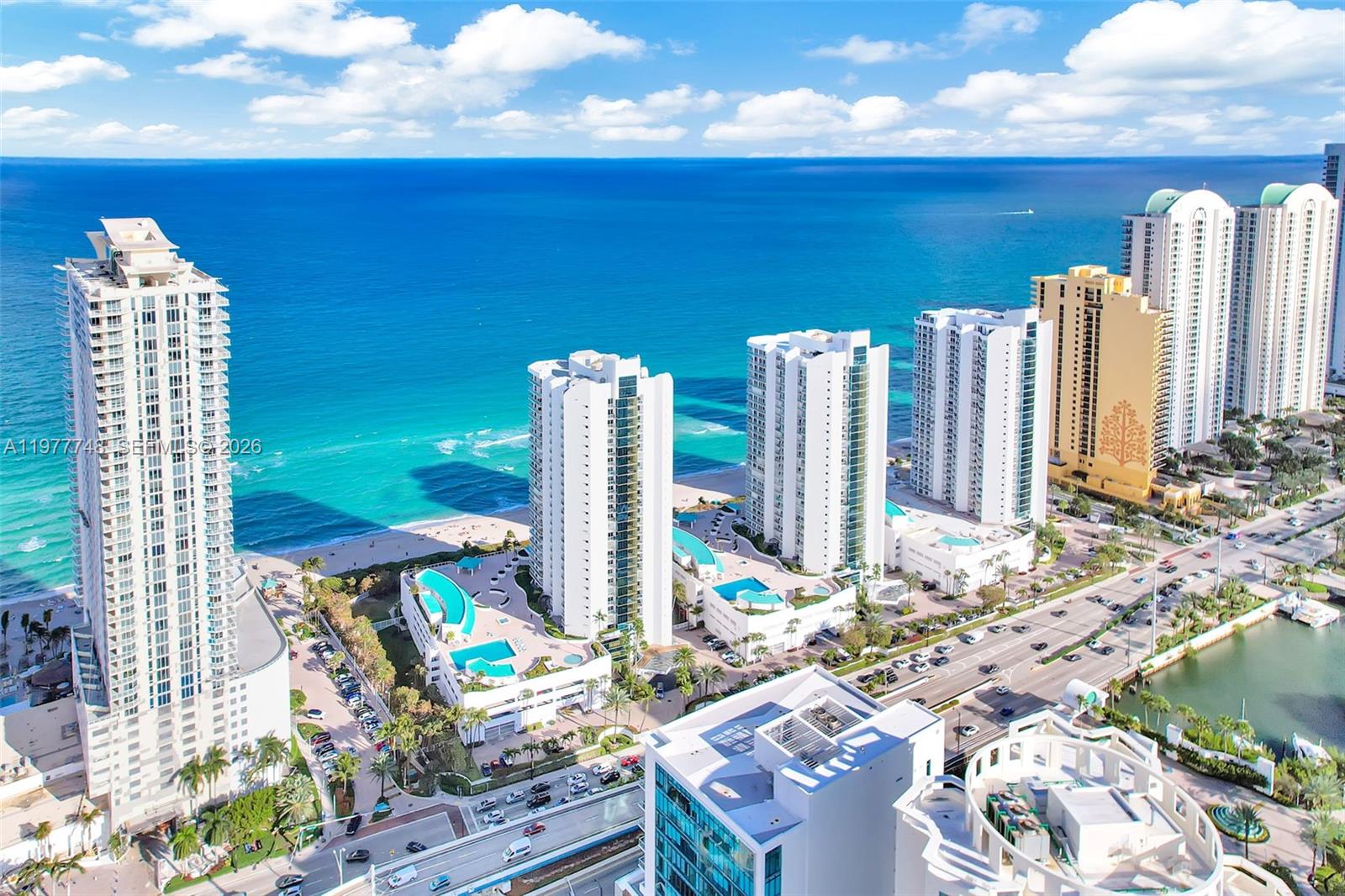 OCEANIA III CONDO - Residential