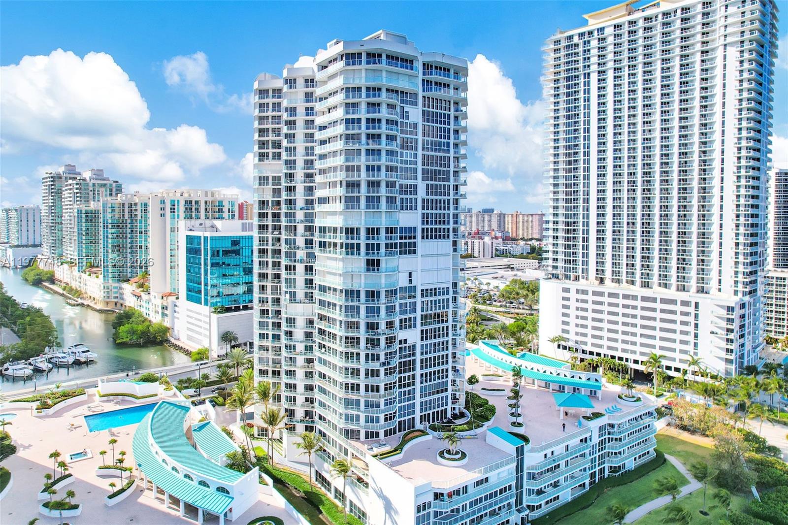 OCEANIA III CONDO - Residential