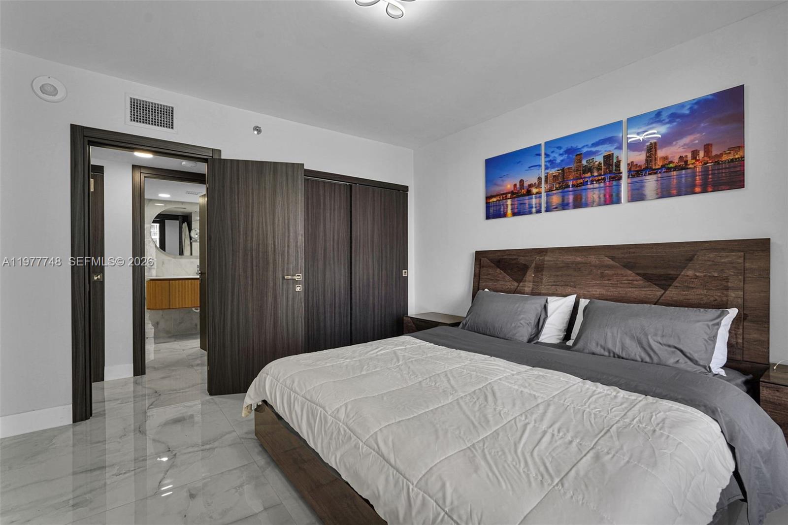 OCEANIA III CONDO - Residential