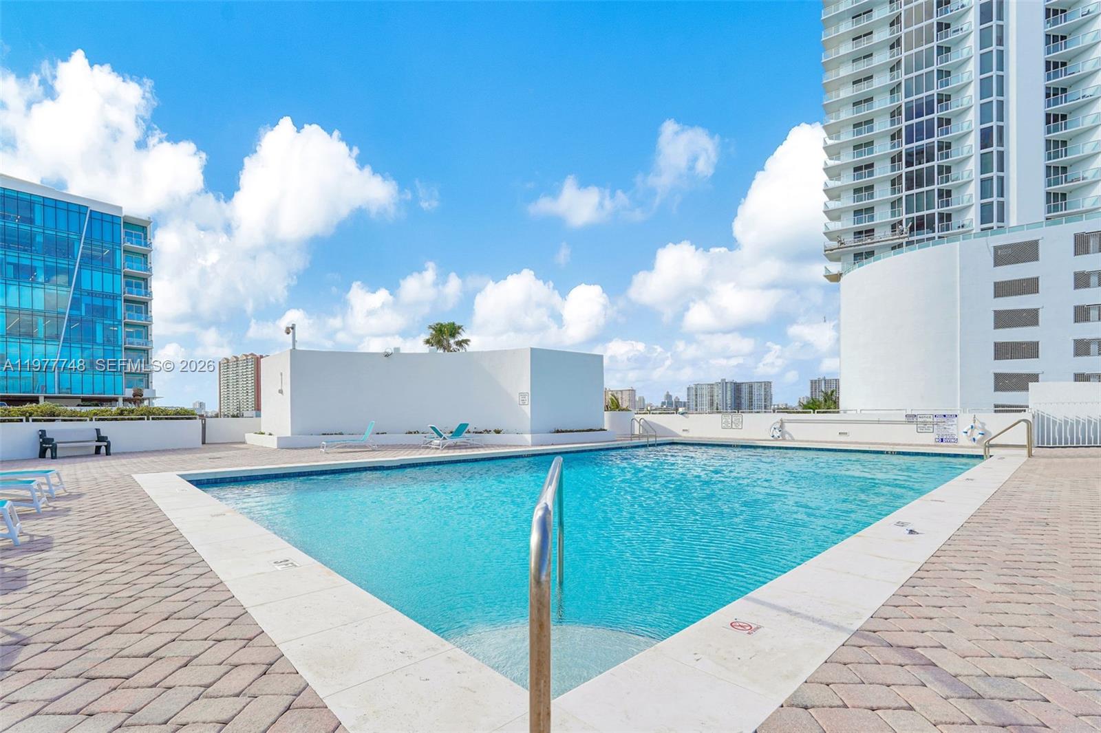 OCEANIA III CONDO - Residential