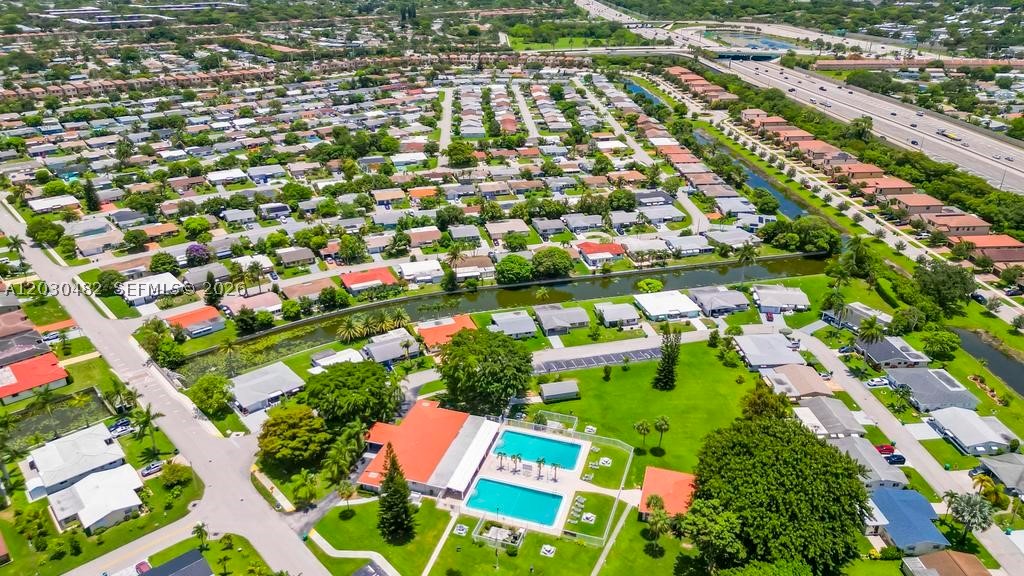 MAINLANDS OF TAMARAC LAKE - Residential