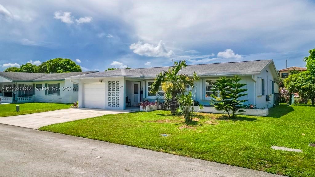 MAINLANDS OF TAMARAC LAKE - Residential