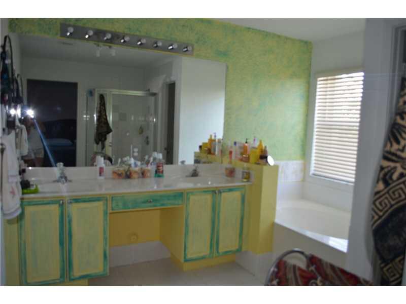 TWIN ACRES 154-15 B PART - Residential