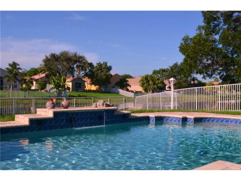 TWIN ACRES 154-15 B PART - Residential