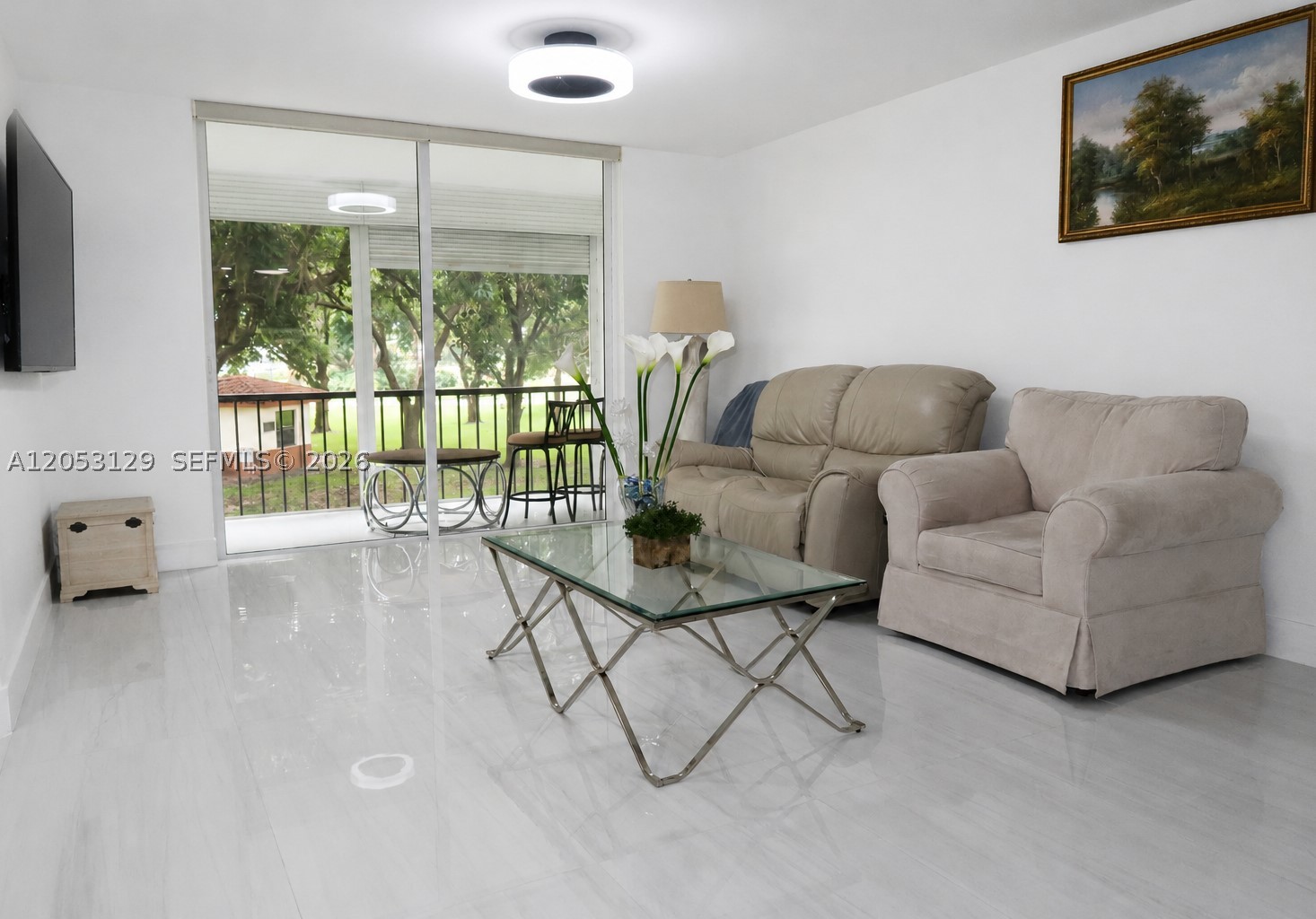 HOLLYBROOK GOLF AND - Residential Lease