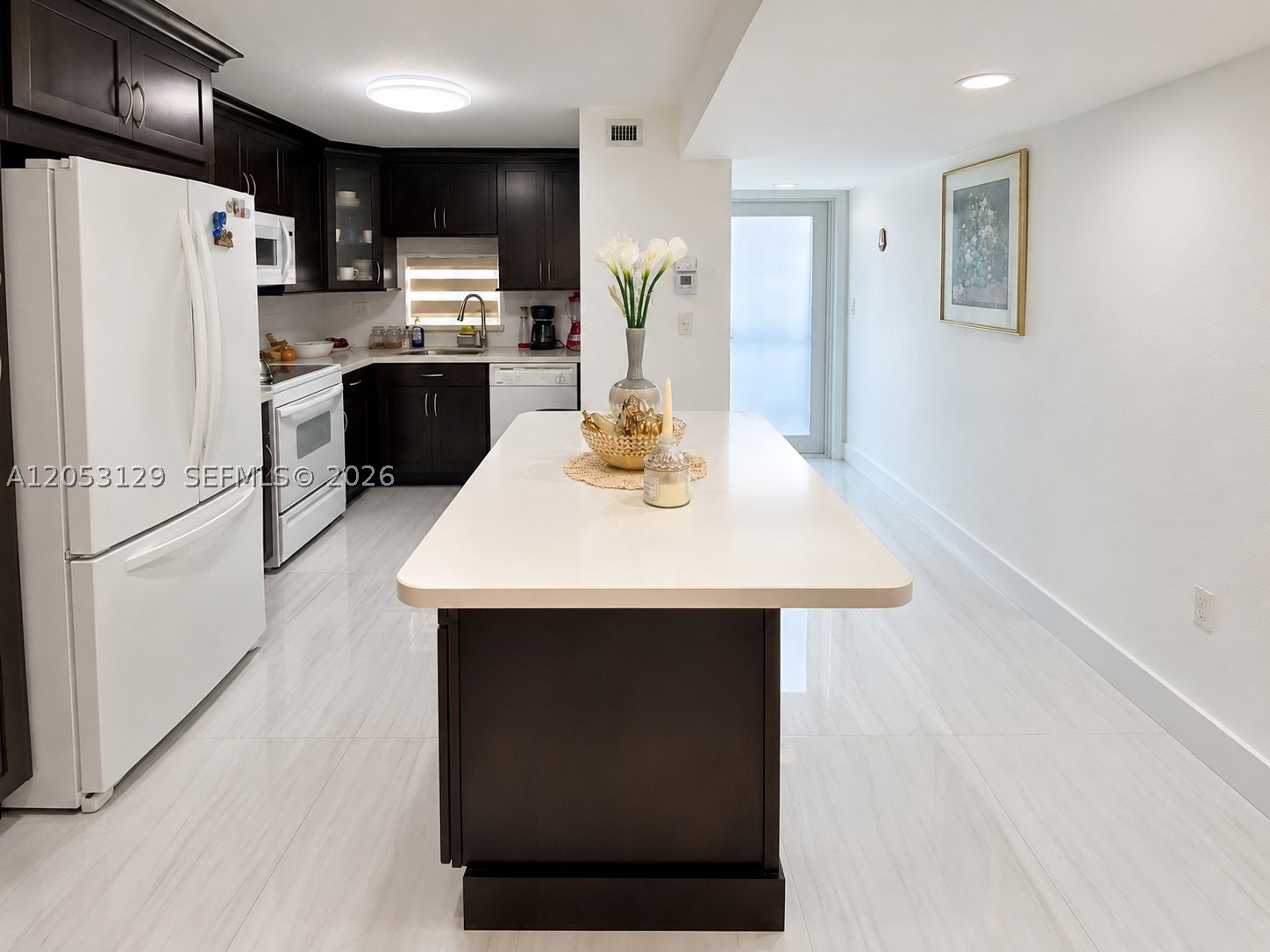 HOLLYBROOK GOLF AND - Residential Lease