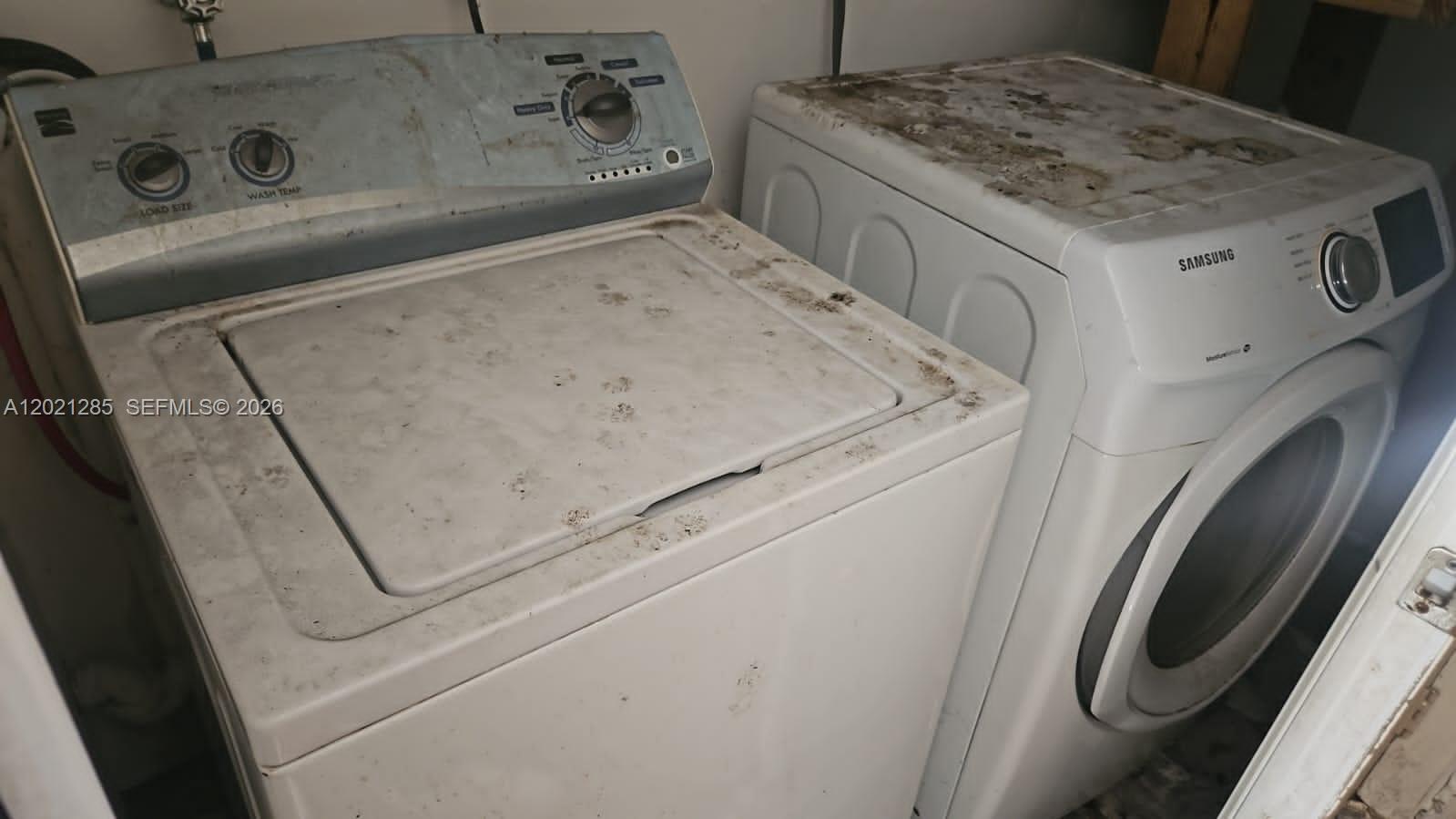 WINDERMERE CONDO NUMBER O - Residential Lease