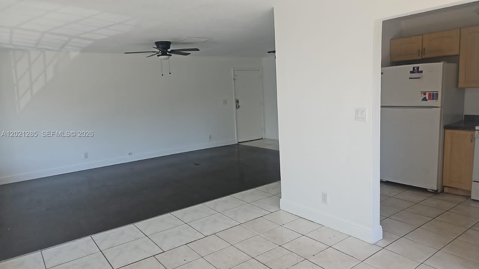 WINDERMERE CONDO NUMBER O - Residential Lease