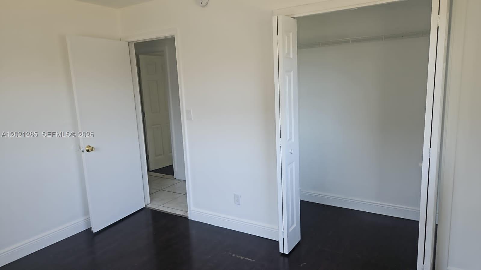 WINDERMERE CONDO NUMBER O - Residential Lease