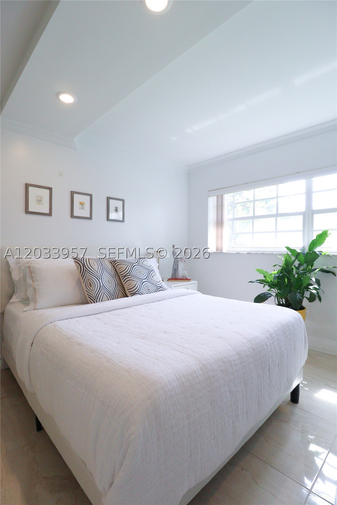 Oriole Golf & Tennis Ph 1 - Residential