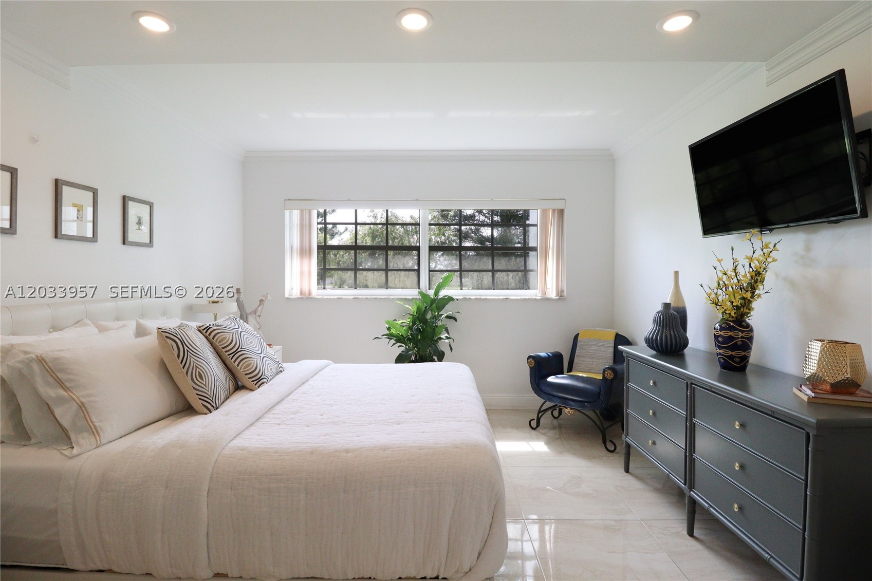 Oriole Golf & Tennis Ph 1 - Residential