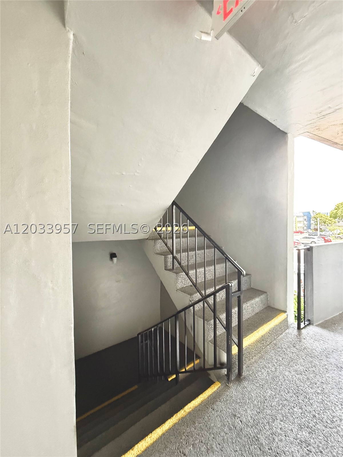 Oriole Golf & Tennis Ph 1 - Residential