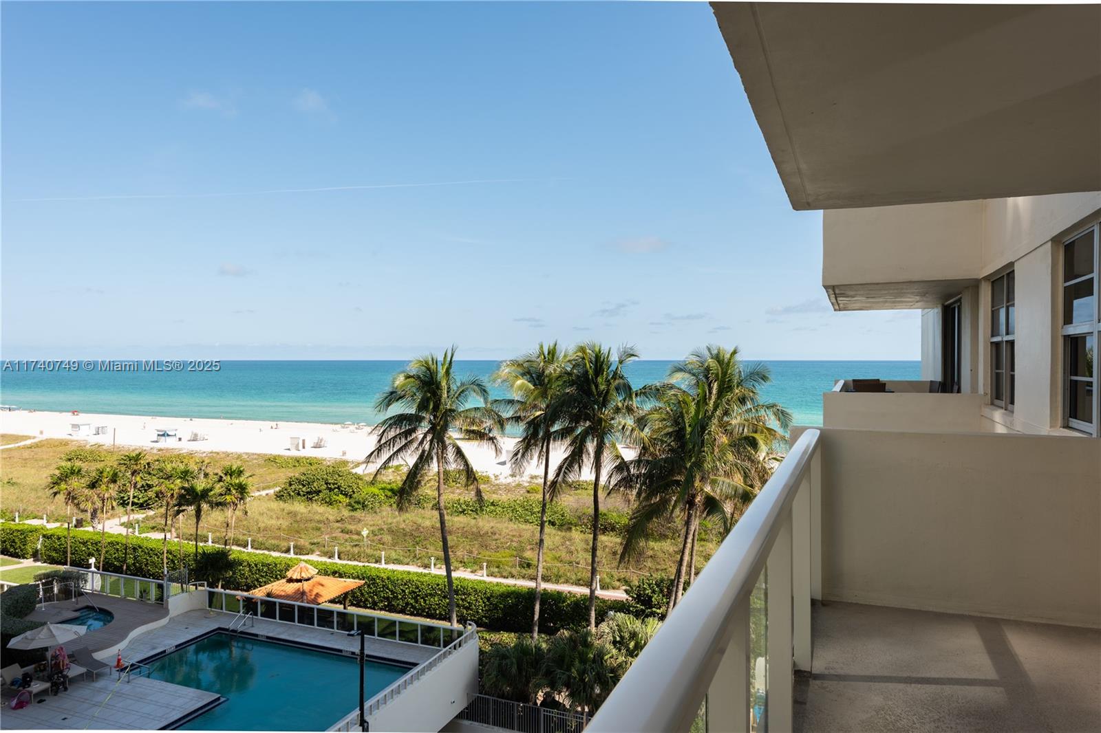 ARLEN BEACH CONDO - Residential
