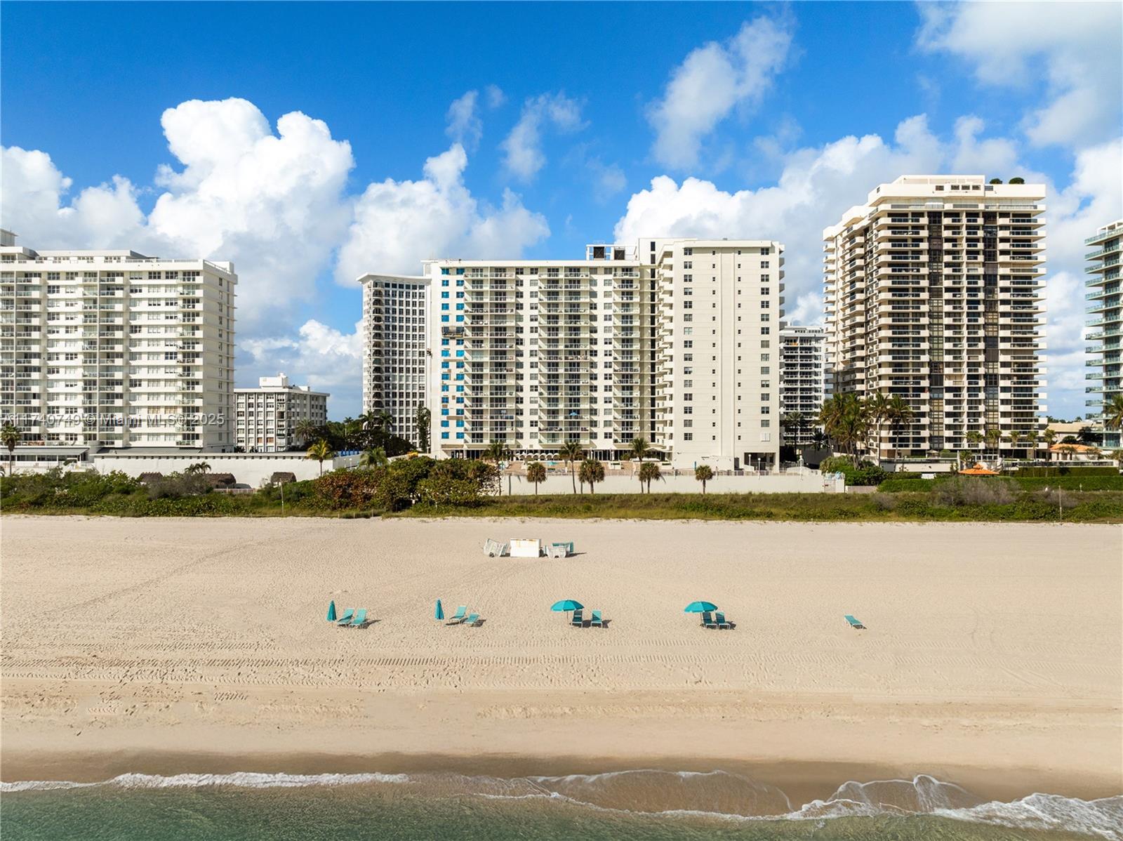 ARLEN BEACH CONDO - Residential