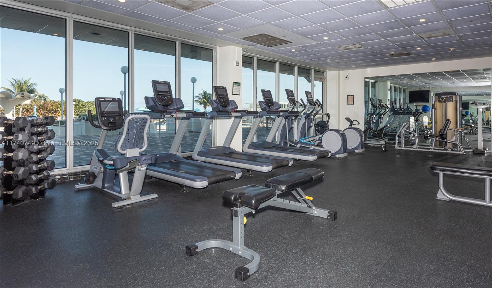 ARLEN BEACH CONDO - Residential