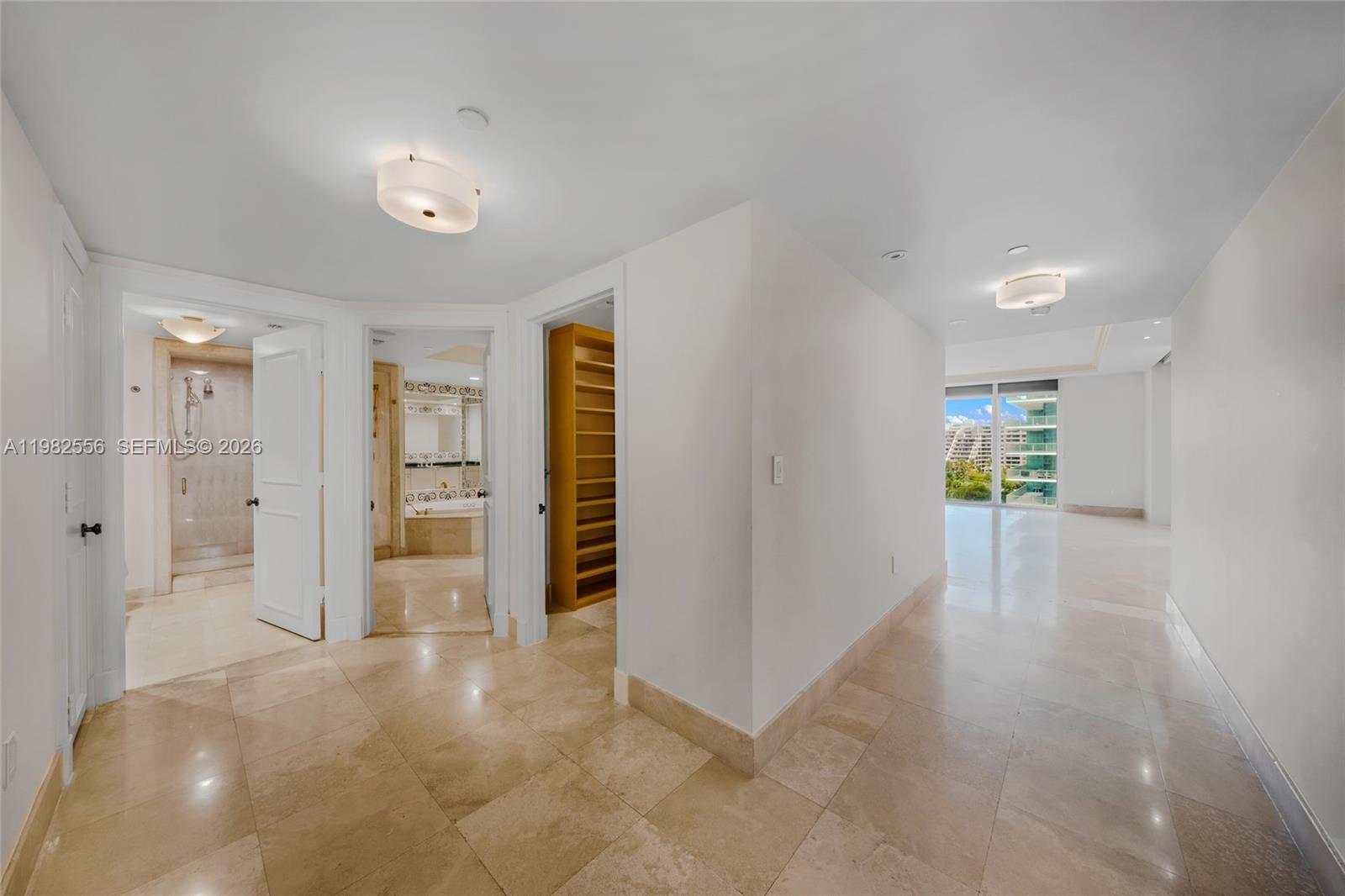 GRAND BAY TOWER CONDO - Residential