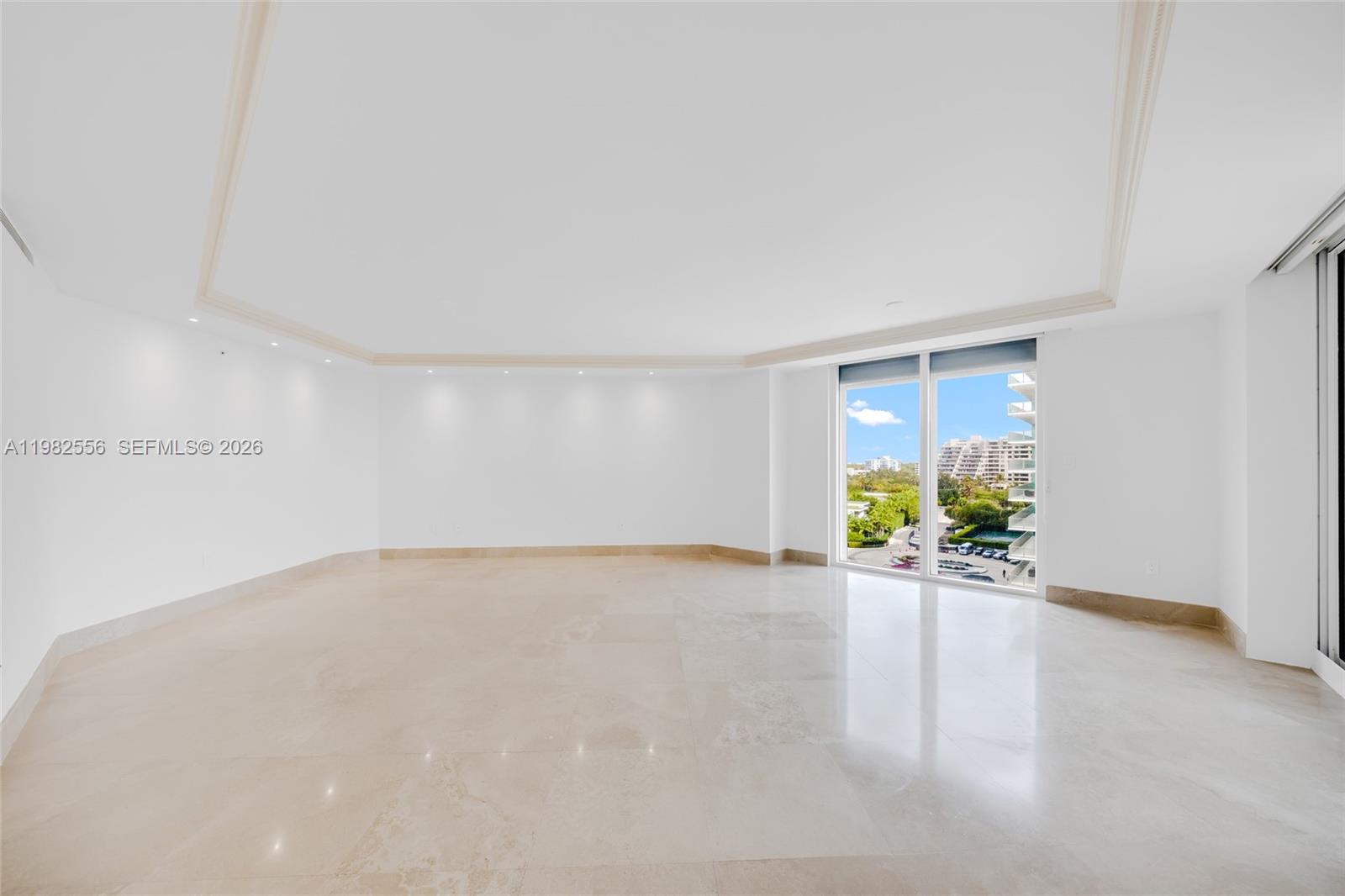 GRAND BAY TOWER CONDO - Residential
