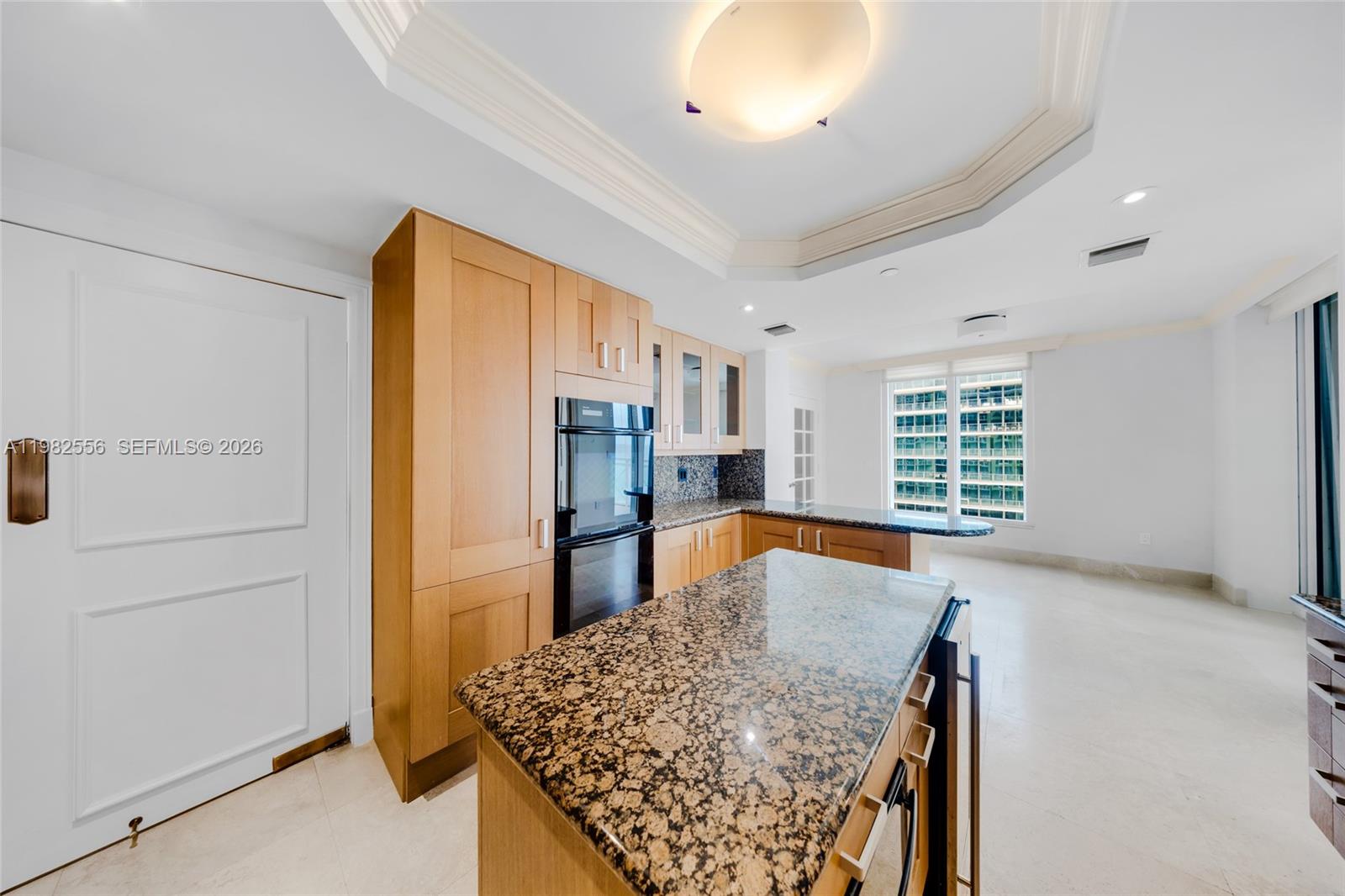 GRAND BAY TOWER CONDO - Residential