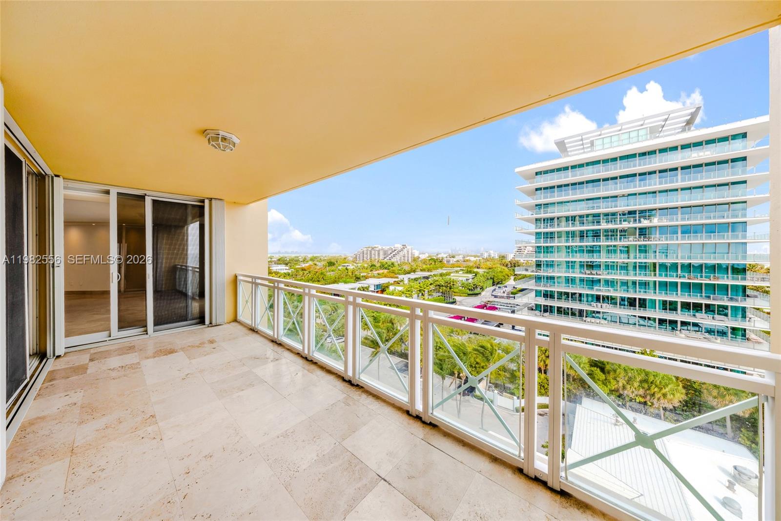 GRAND BAY TOWER CONDO - Residential