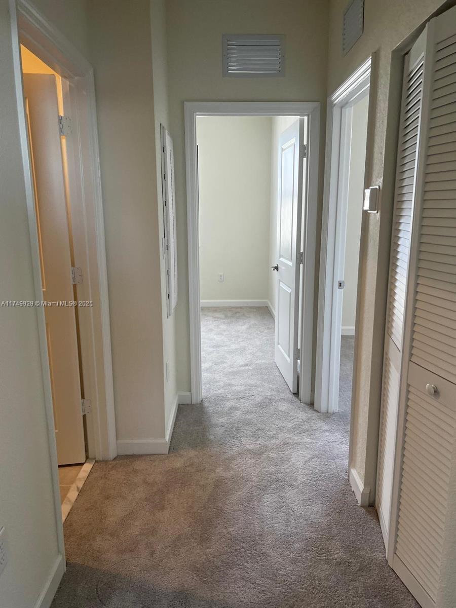 AQUABELLA NORTH - Residential Lease
