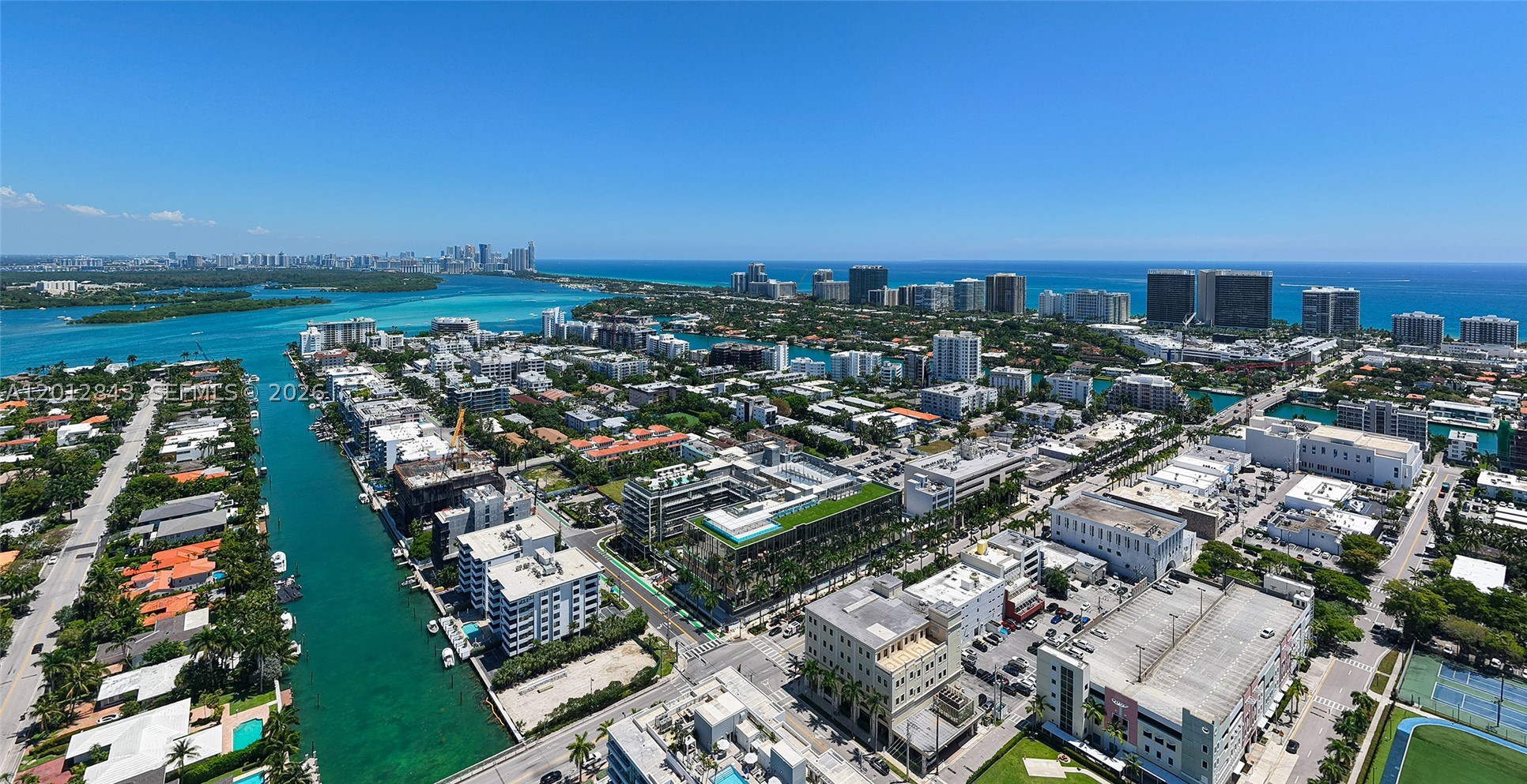 THE WELL BAY HARBOR - Residential