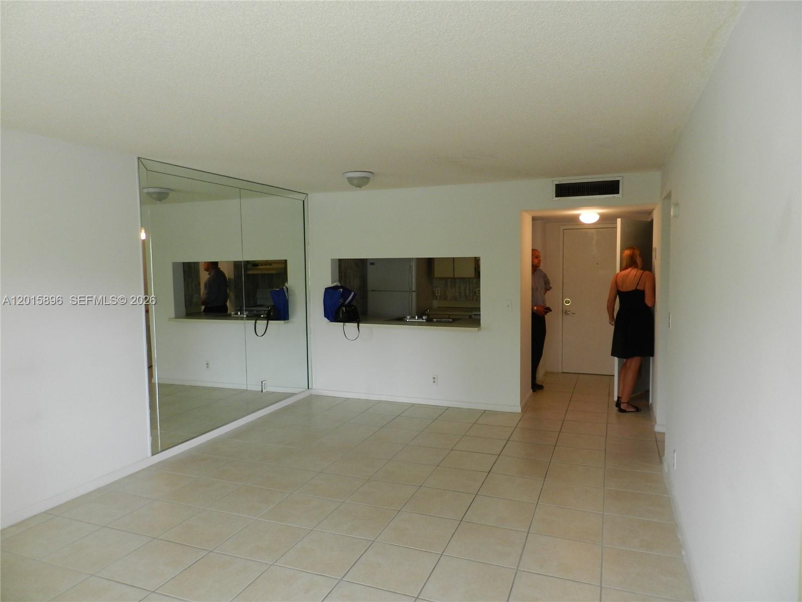 TARA GARDENS 1 CONDO - Residential