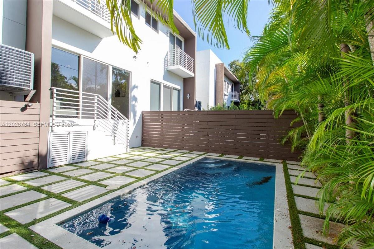 POINCIANA PLAT - Residential Lease