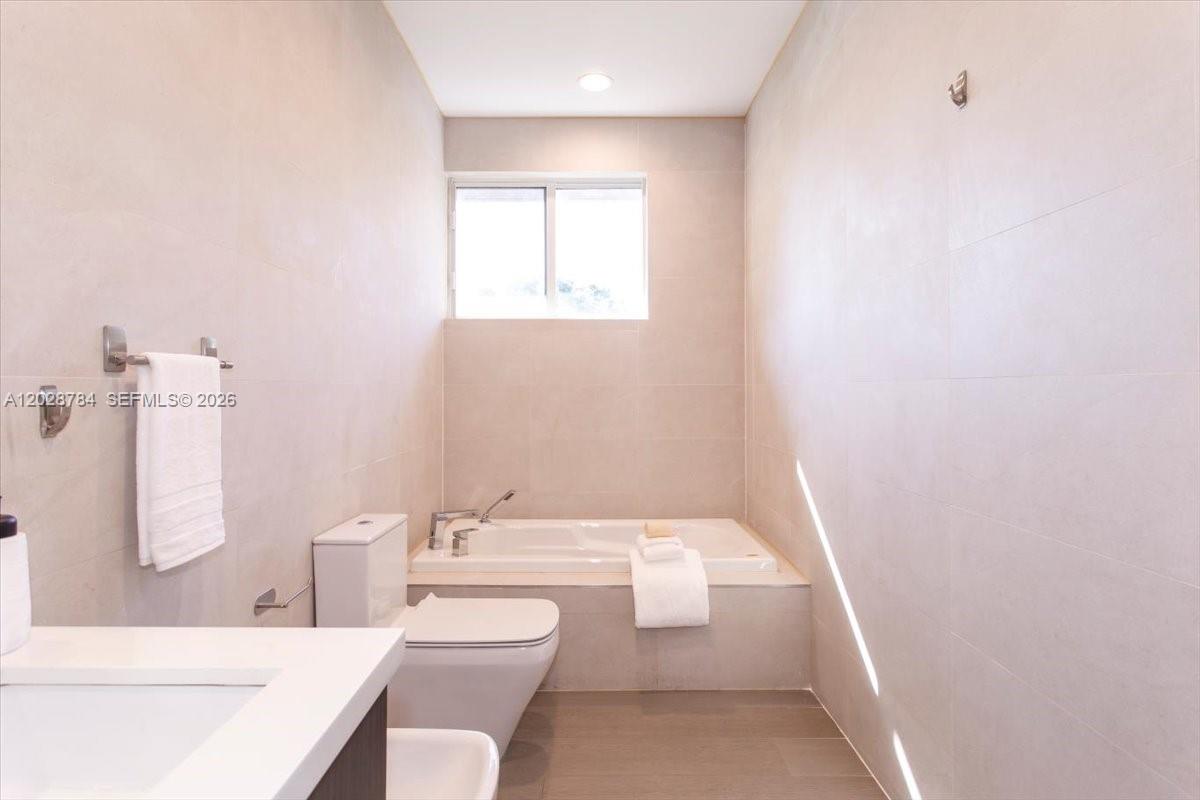 POINCIANA PLAT - Residential Lease