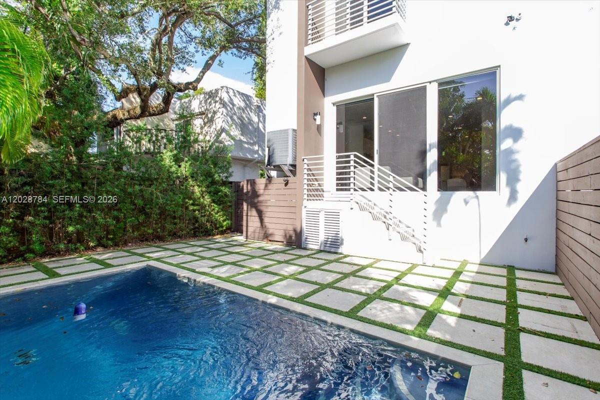 POINCIANA PLAT - Residential Lease